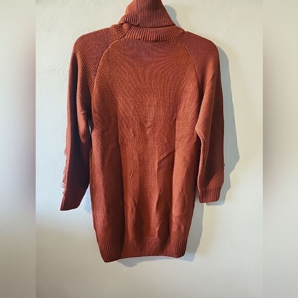 BTFBM Womens Burnt Orange Fall Sweater Size Medium with Fringe NWT - Picture 6 of 6